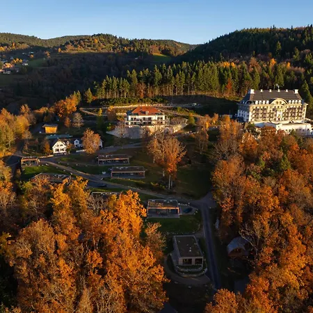 Aparthotel Domaine De Haslach, The Originals Collection, De Tourisme Munster (Haut-Rhin)
