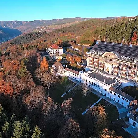 Aparthotel Domaine De Haslach, The Originals Collection, De Tourisme Munster (Haut-Rhin)