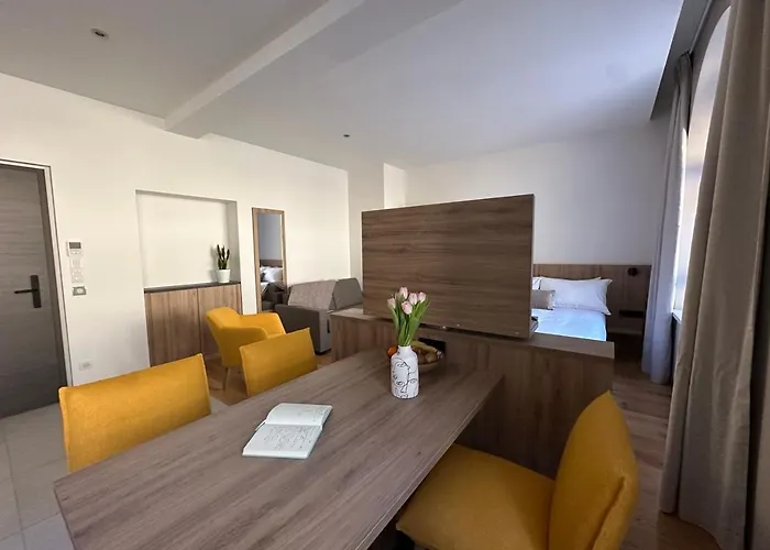 Resort Domaine De Haslach, The Originals Collection, De Tourisme *