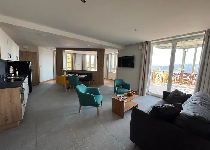 Resort Domaine De Haslach, The Originals Collection, De Tourisme