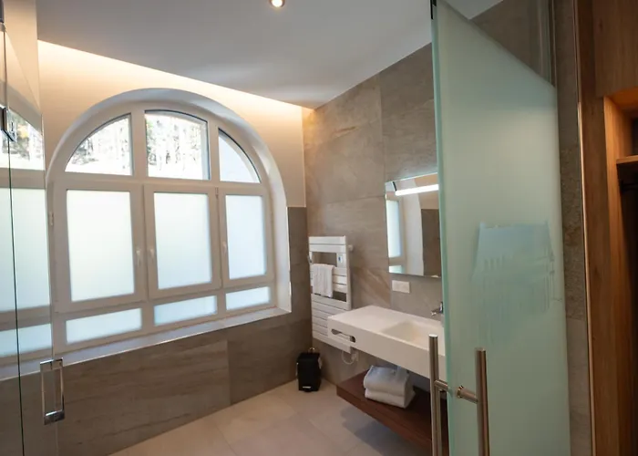 Resort Domaine De Haslach, The Originals Collection, De Tourisme *